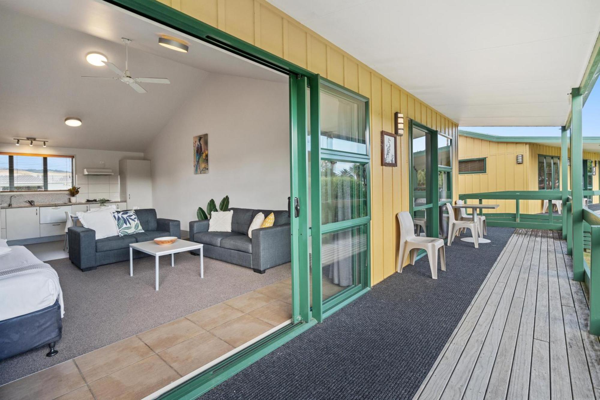 Tasman Holiday Parks - Миранда Екстериор снимка