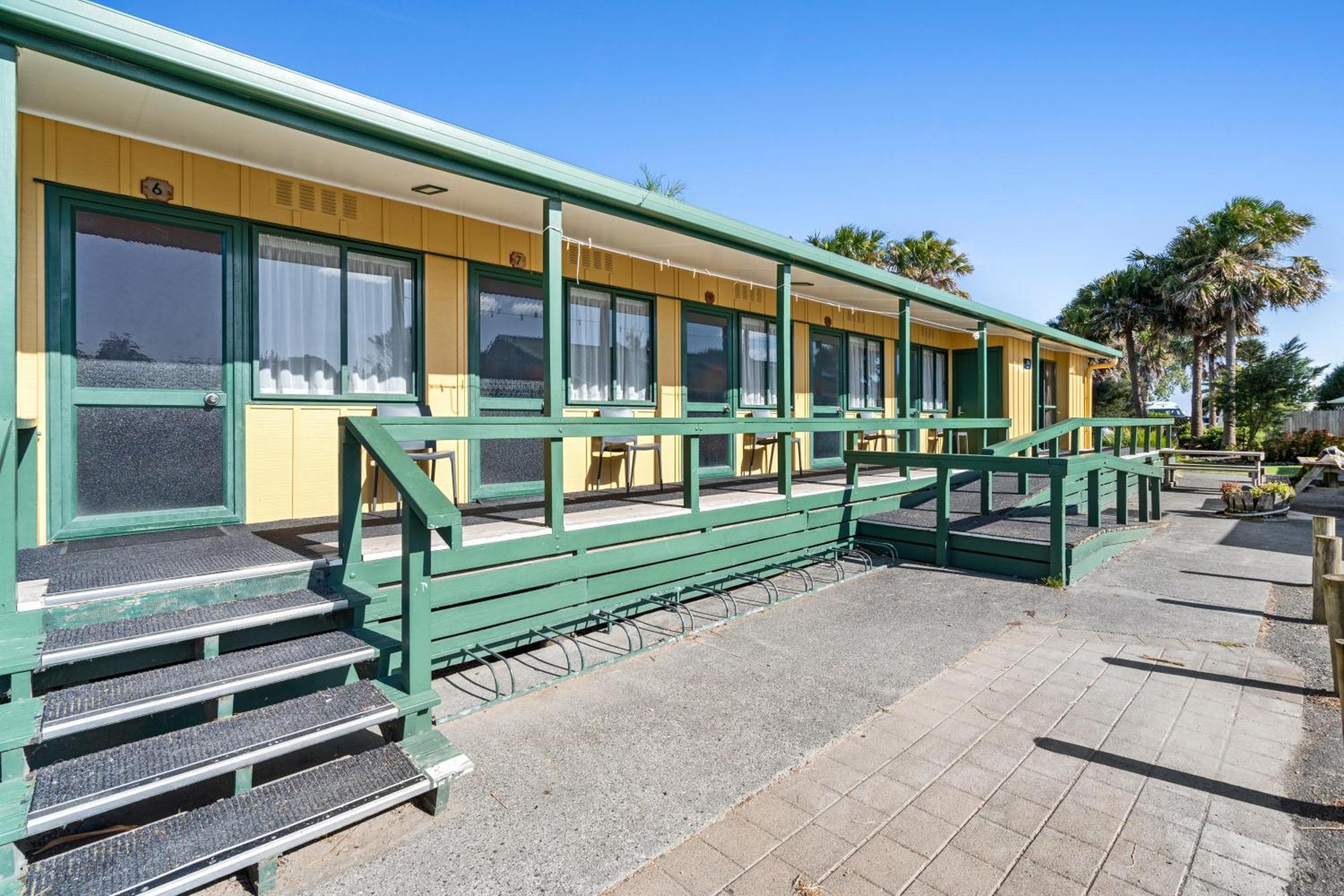 Tasman Holiday Parks - Миранда Екстериор снимка