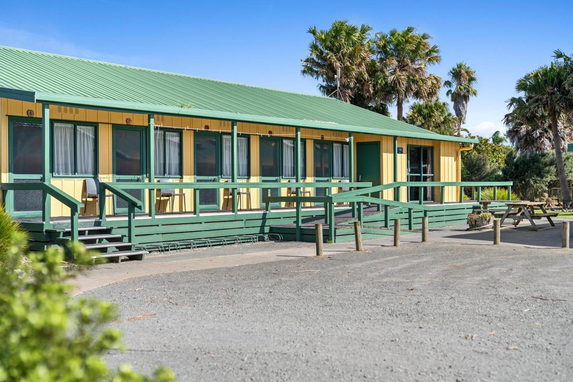 Tasman Holiday Parks - Миранда Екстериор снимка
