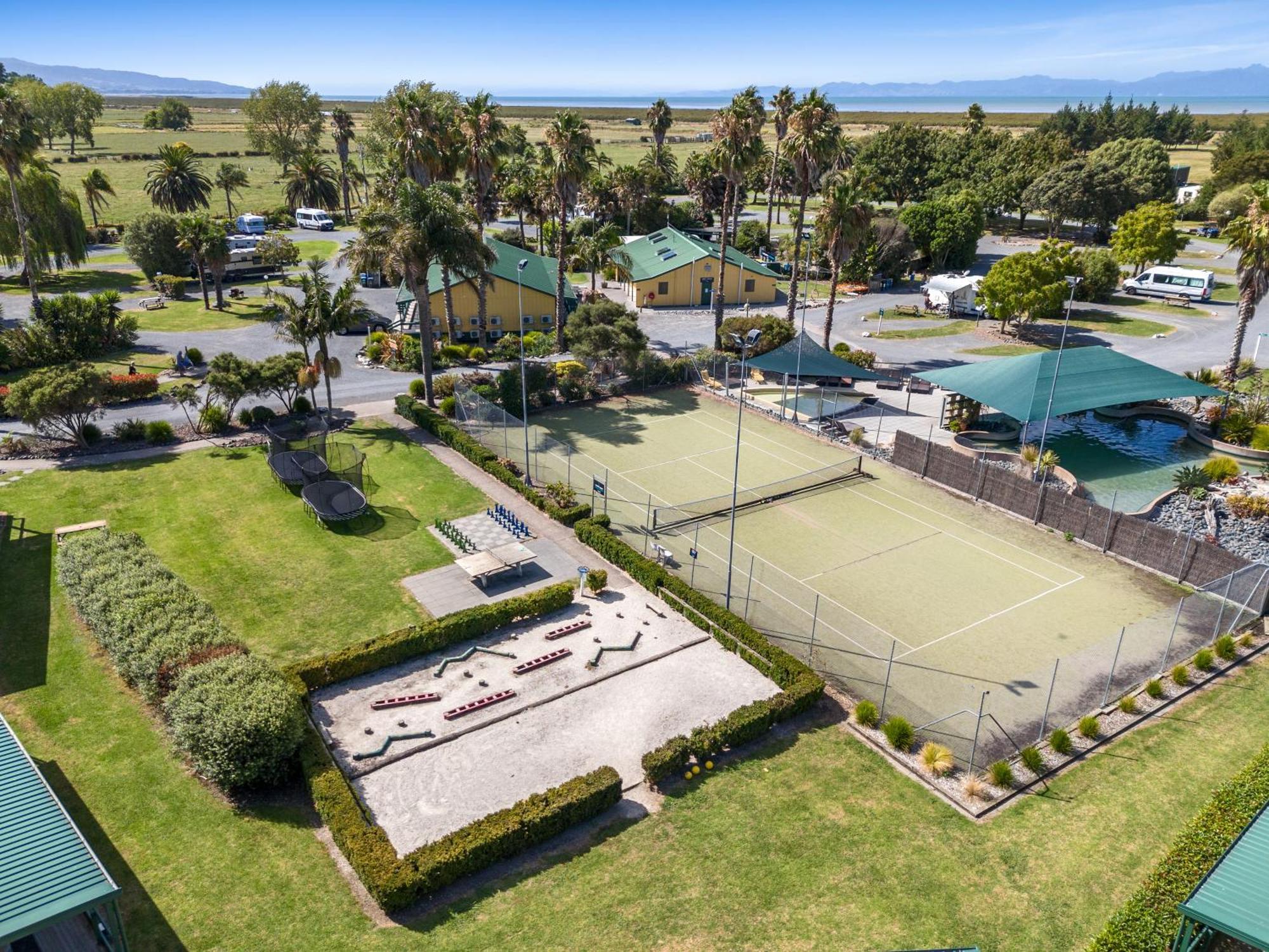 Tasman Holiday Parks - Миранда Екстериор снимка