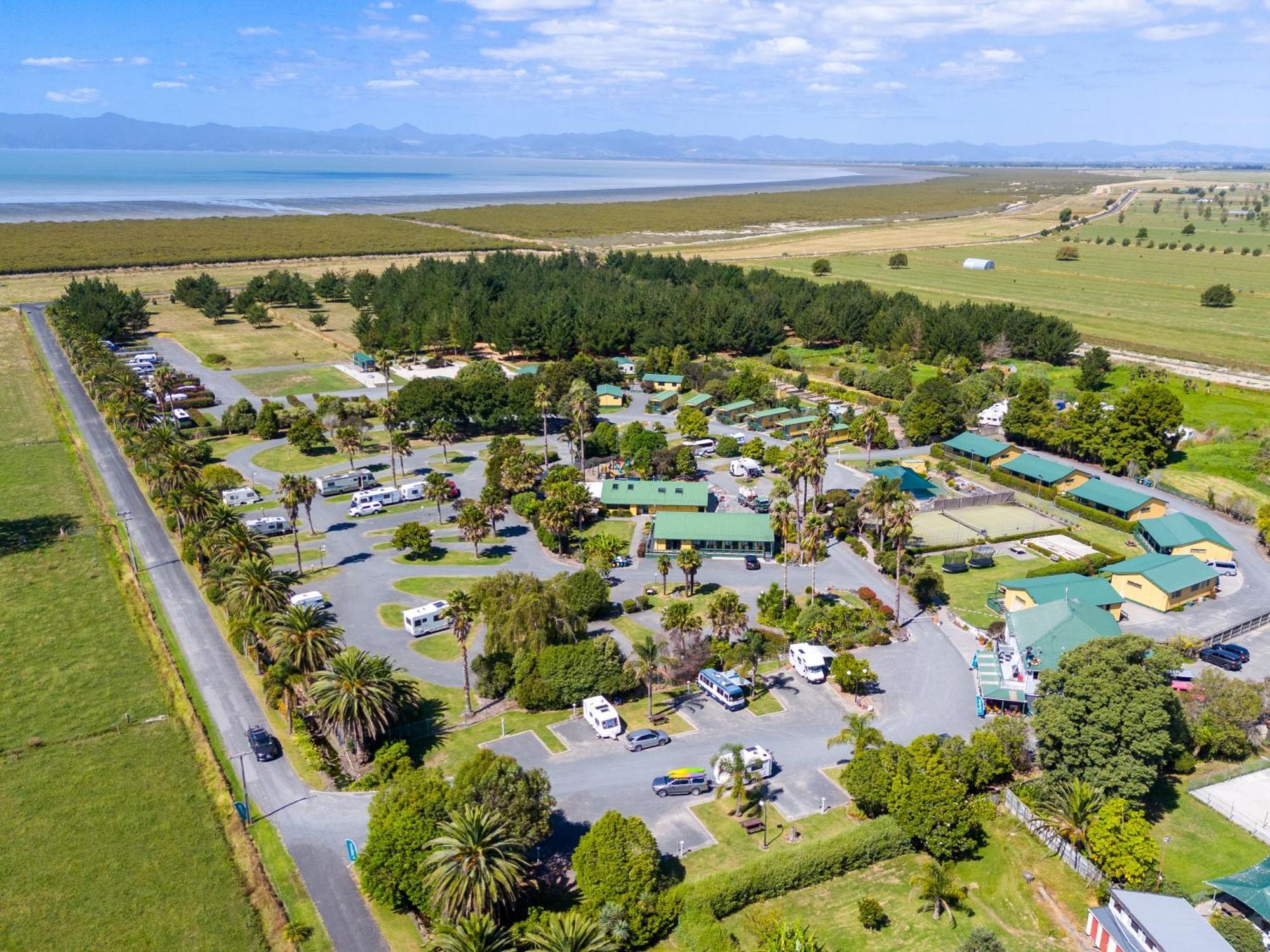 Tasman Holiday Parks - Миранда Екстериор снимка